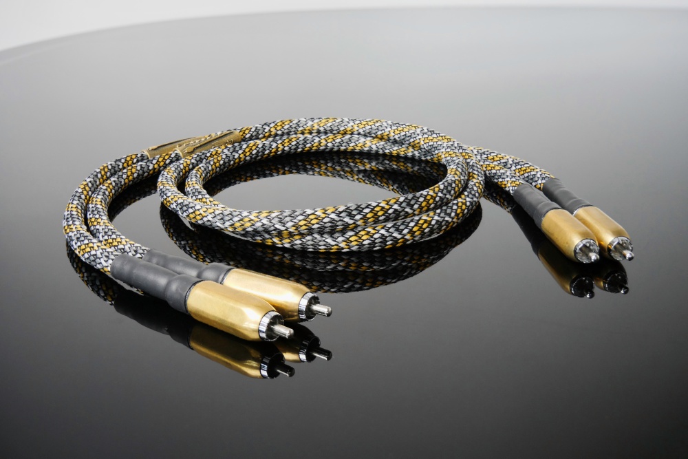 Межблочный аналоговый кабель Bazodrut Scandal RCA_XLR (1m)