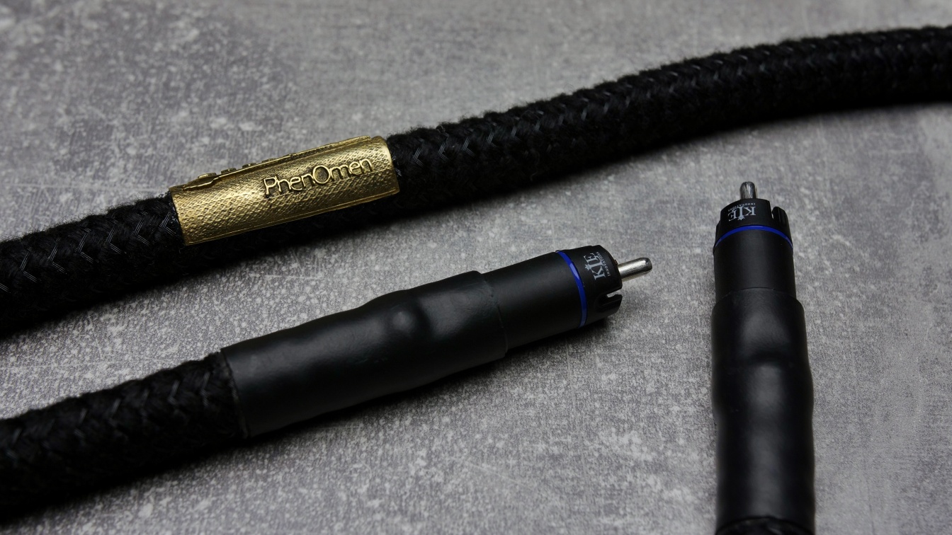 Межблочный цифровой кабель Bazodrut PhenOmen RCA_XLR_USB (1m)